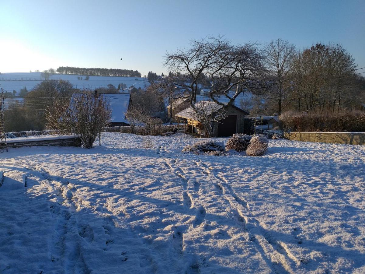 Gite L'Ecole De Ma Mere Villa Bertogne Buitenkant foto